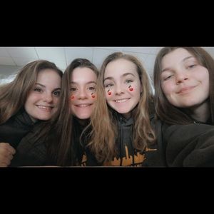 Meet your Posher, Madilyn